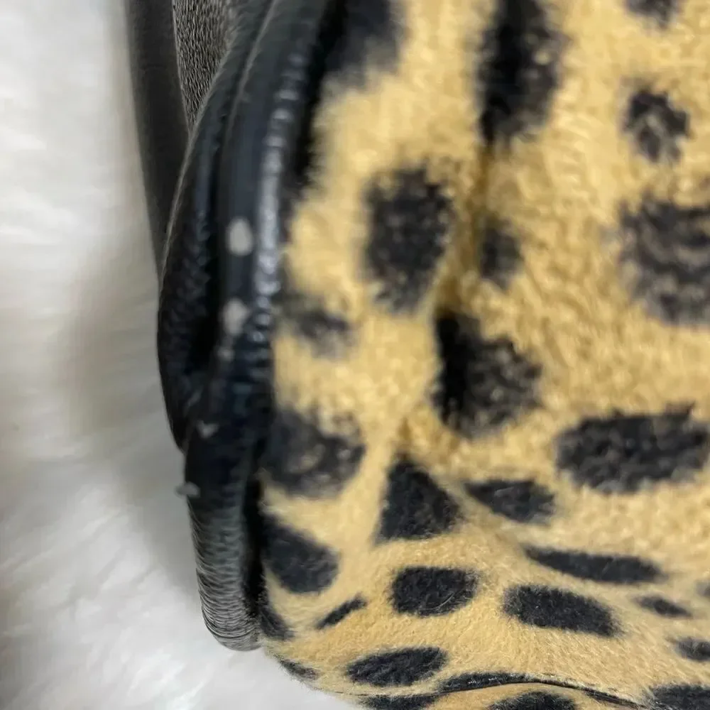 Un billion leopard print and black leather tote bag with gold tone hardwares